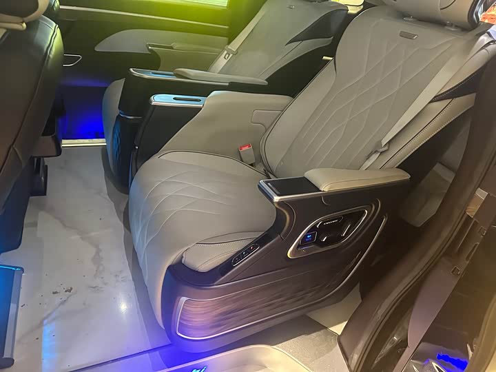 Фото 4 - GAC Trumpchi M8