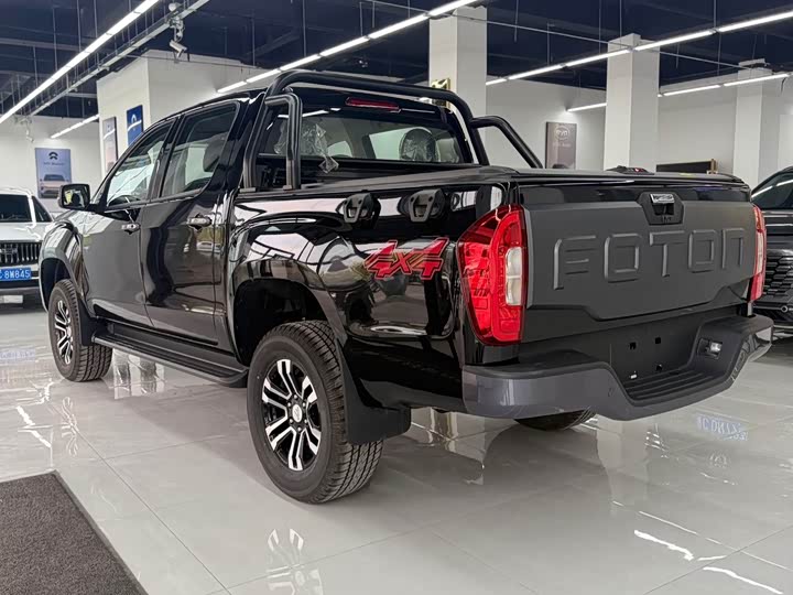 Foton Tunland F9 2022 2022款 2.0T汽油手动四驱豪华型标箱4G20TI5