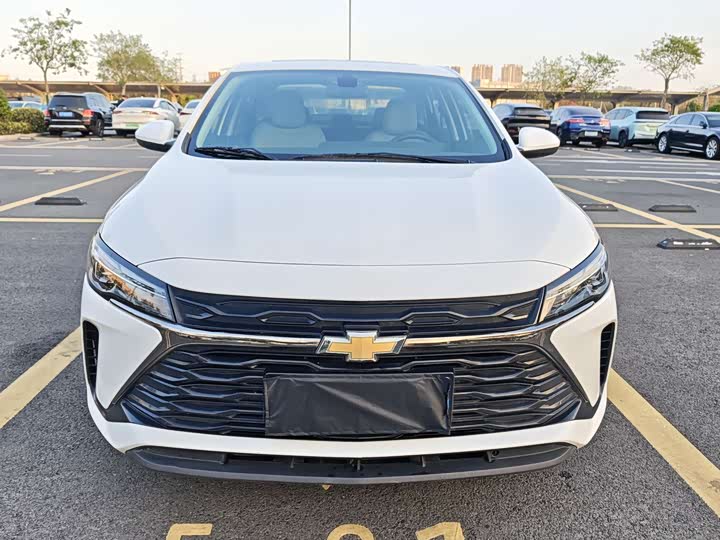 Фото 2 - Chevrolet Monza