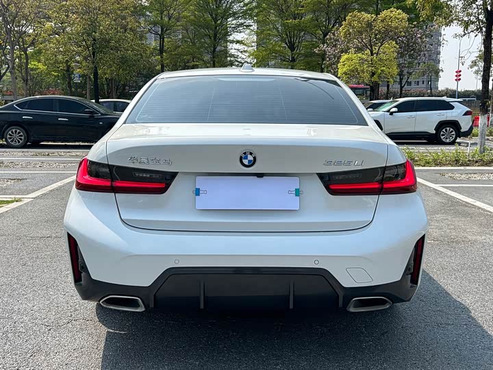 Zdjęcie 8 - BMW 3 Series