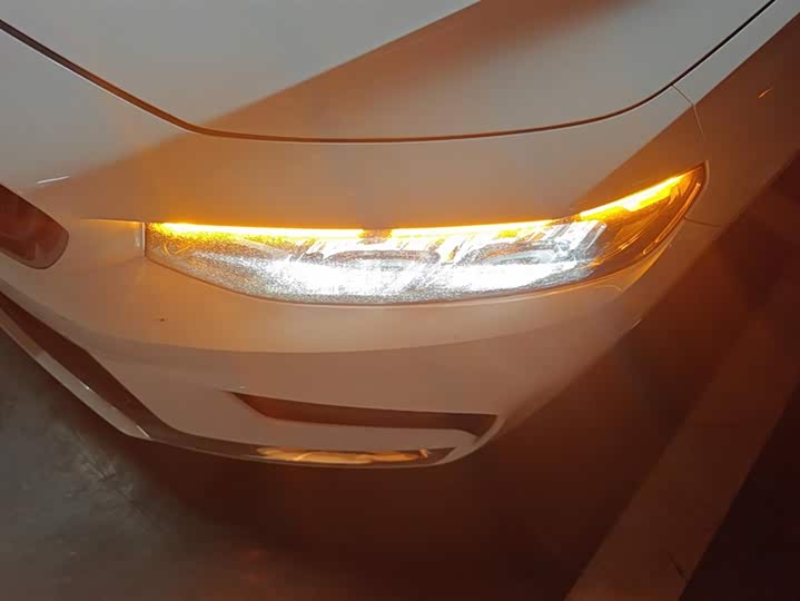 Фото 5 - Geely Preface