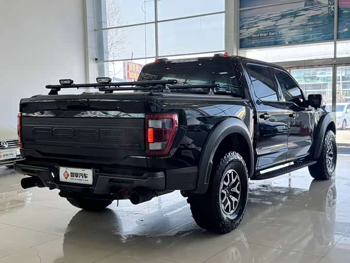 Photo 5 - Ford F-150 Raptor