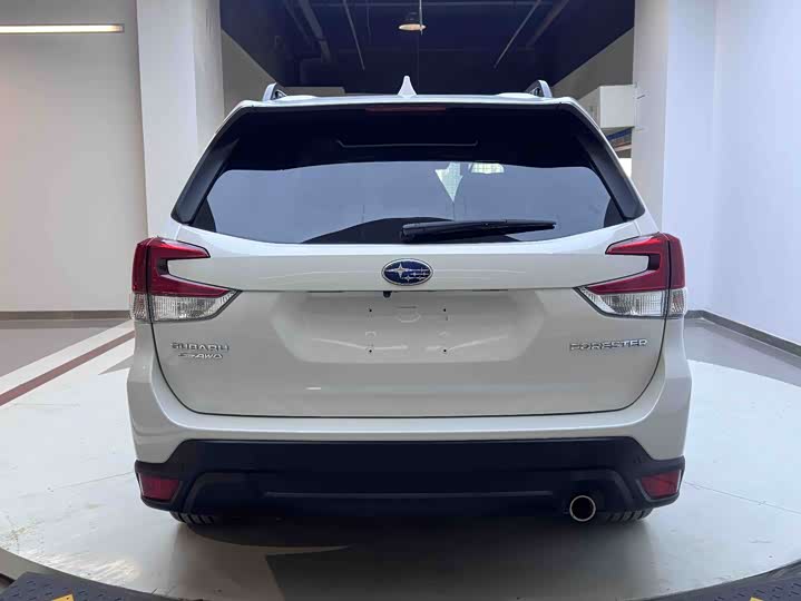 Фото 6 - Subaru Forester