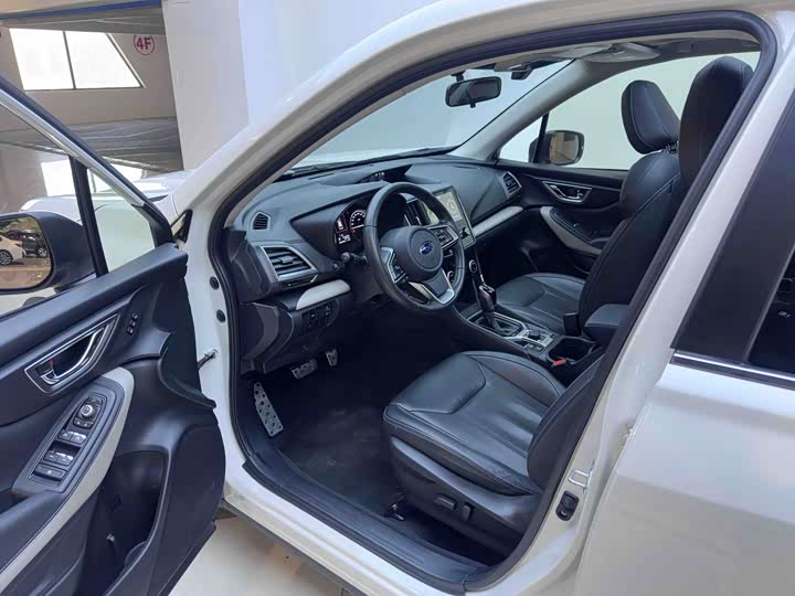 Фото 9 - Subaru Forester