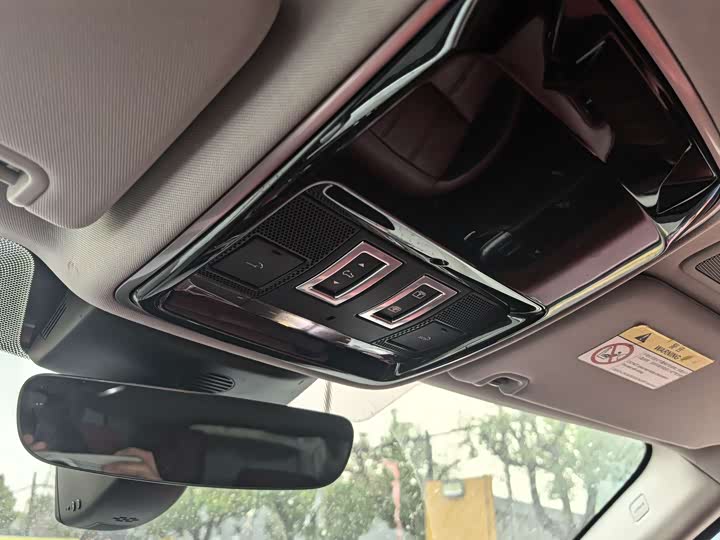 Фото 9 - Land Rover Range Rover Sport