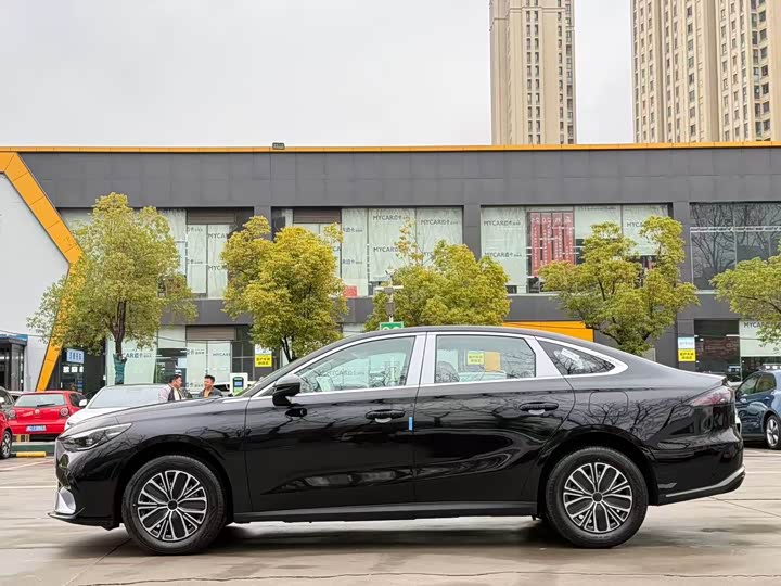 Photo 4 - Geely Galaxy Starshine 6