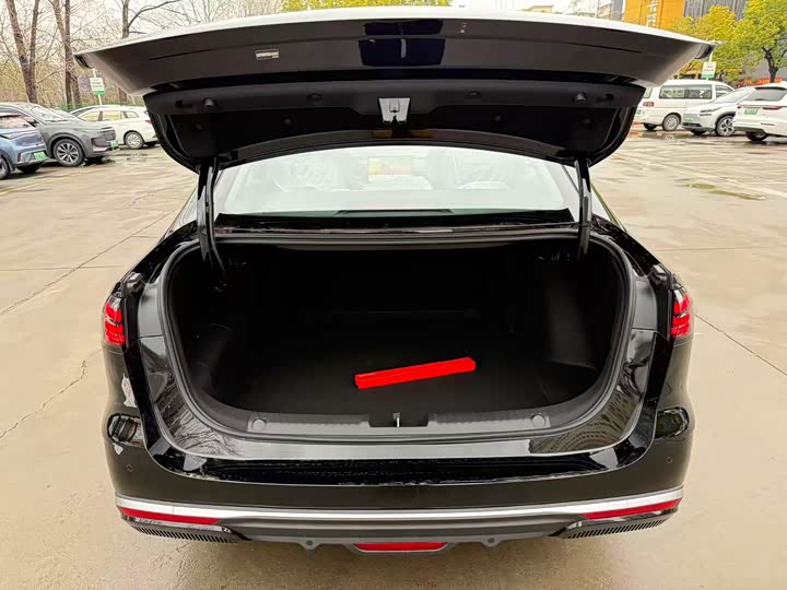 Photo 9 - Geely Galaxy Starshine 6