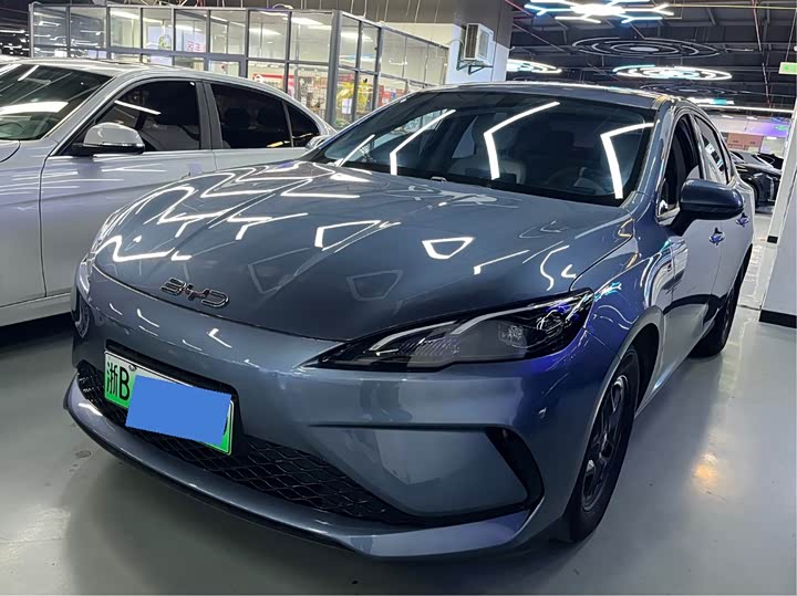 Фото 1 - BYD Seal 05 DM-i Hybrid