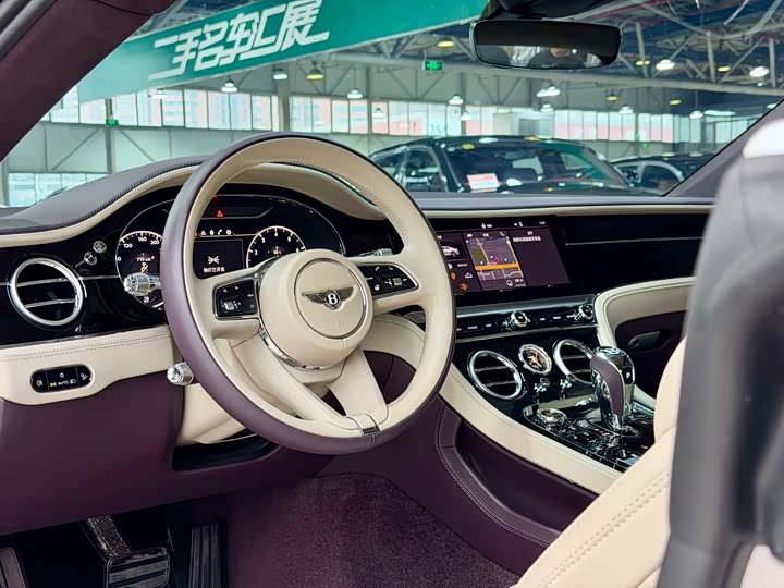 Фото 7 - Bentley Continental GT