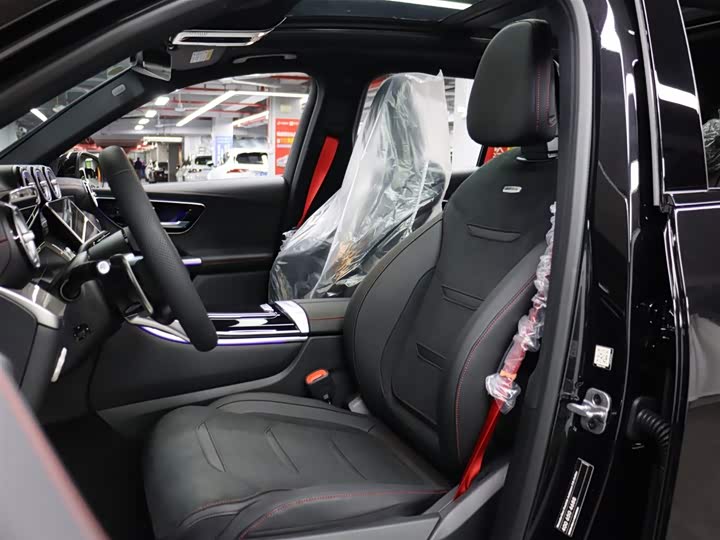 Фото 8 - Mercedes-Benz GLC-Class AMG