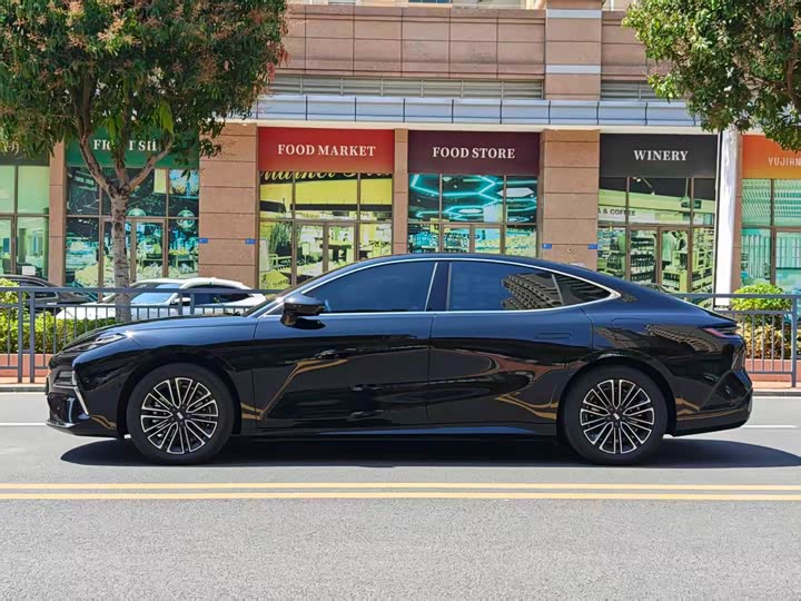 Фото 7 - Geely Galaxy Starshine 8 EM-i