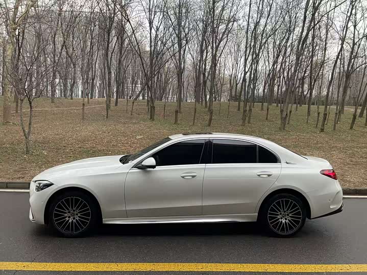 Фото 3 - Mercedes-Benz C-Class