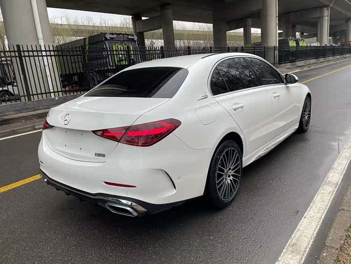 Фото 6 - Mercedes-Benz C-Class