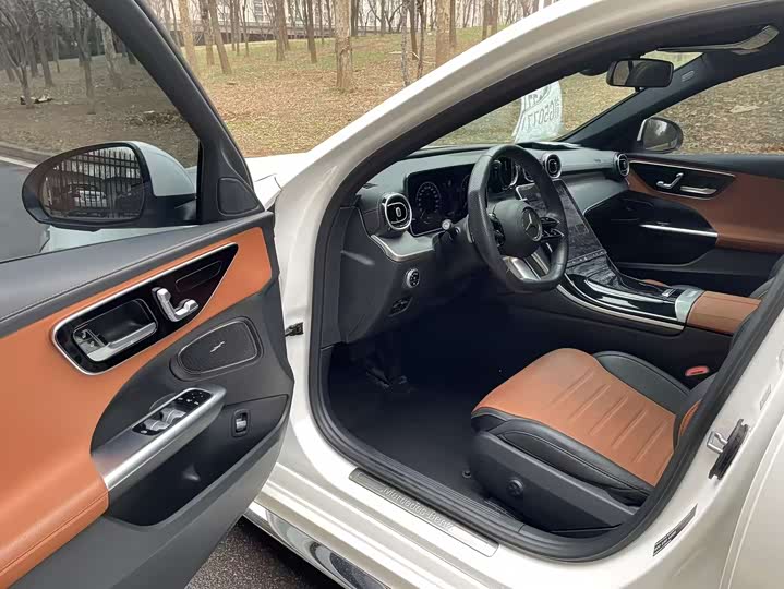 Фото 8 - Mercedes-Benz C-Class