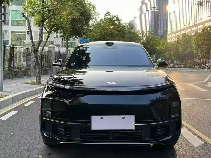 Фото 2 - LiXiang L9