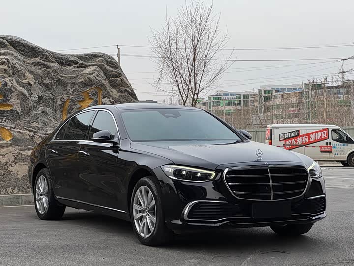 Photo 1 - Mercedes-Benz S-Class