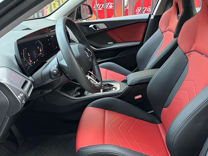 Фото 3 - BMW 2 Series