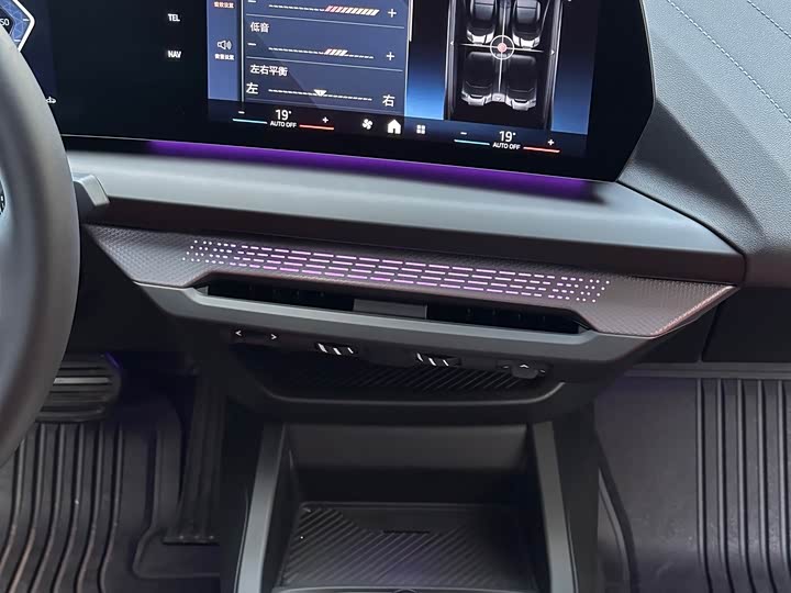 Фото 6 - BMW 2 Series