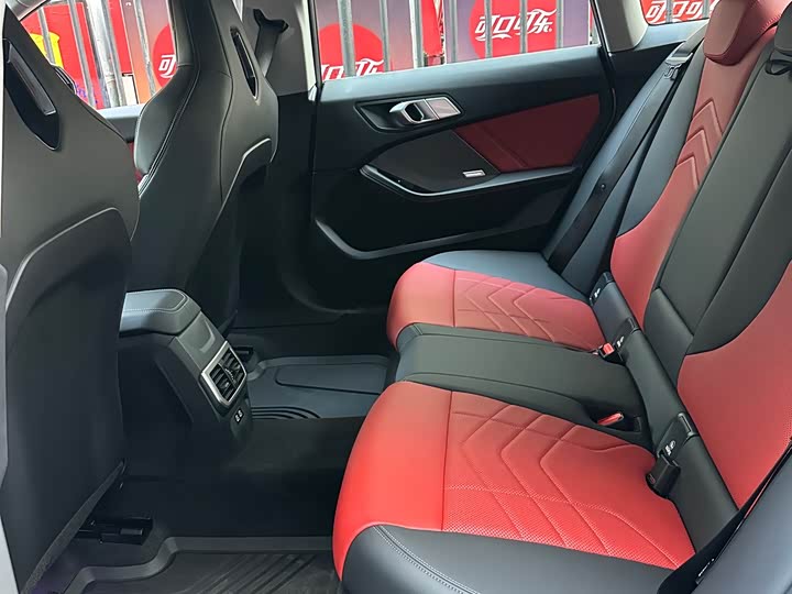 Фото 8 - BMW 2 Series