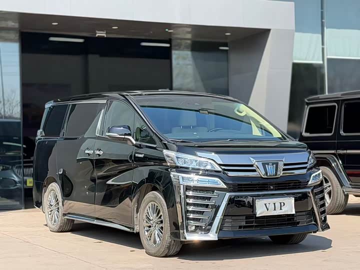Фото 3 - Toyota Vellfire