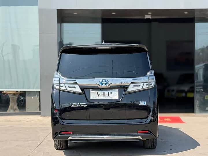Фото 4 - Toyota Vellfire