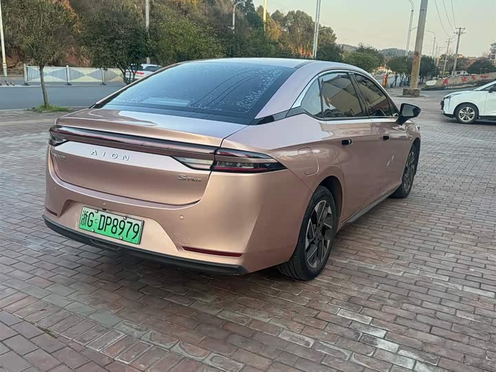 Фото 5 - GAC Aion S Plus