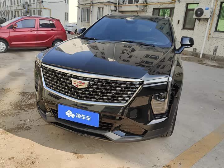 Photo 2 - Cadillac XT4