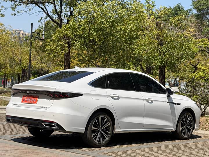 Photo 8 - Chery Arrizo 8 Pro