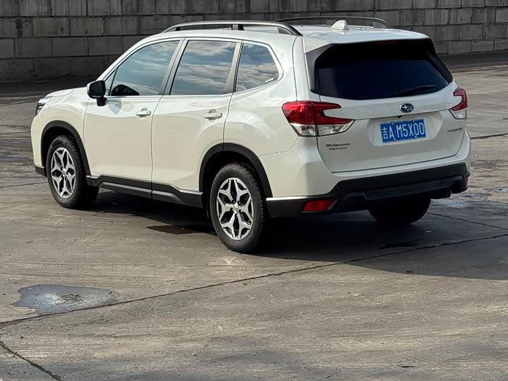 Фото 6 - Subaru Forester