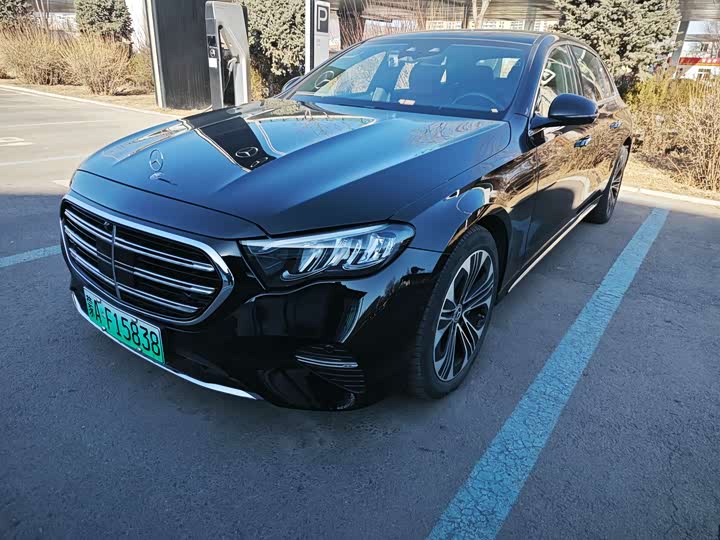Фото 1 - Mercedes-Benz E-Class Hybrid