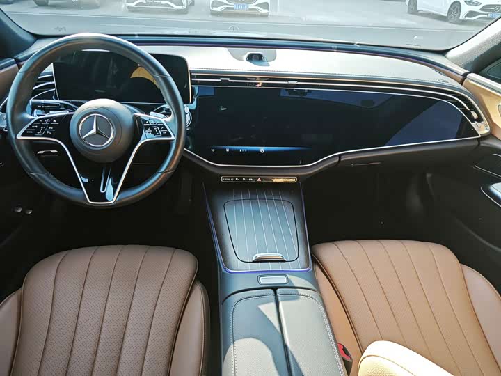 Фото 2 - Mercedes-Benz E-Class Hybrid