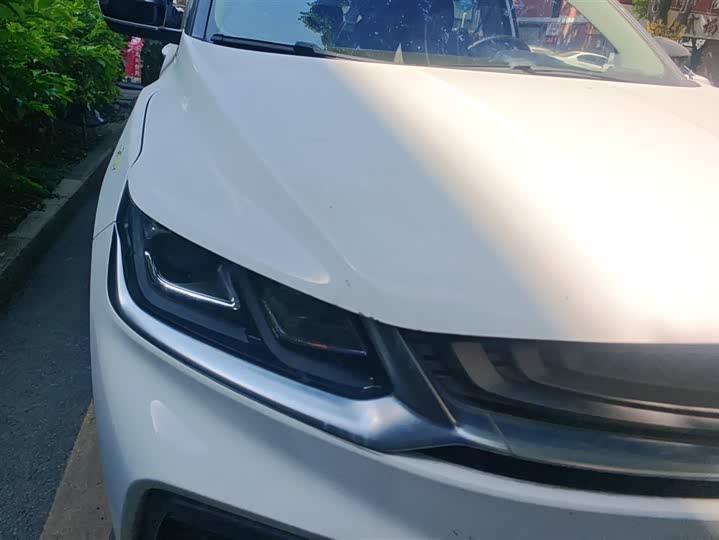 Фото 5 - Geely Coolray Hybrid