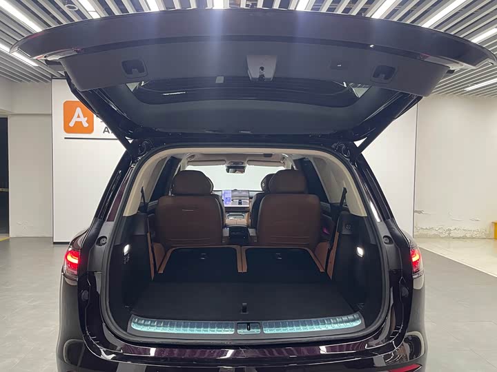 Фото 6 - Voyah Taishan