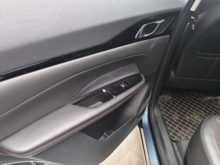 Фото 5 - Changan Oshan Z6