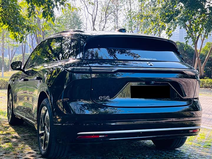 Фото 4 - Nio ES6