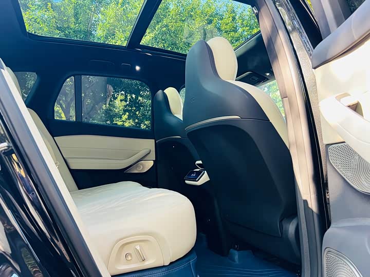 Фото 9 - Nio ES6