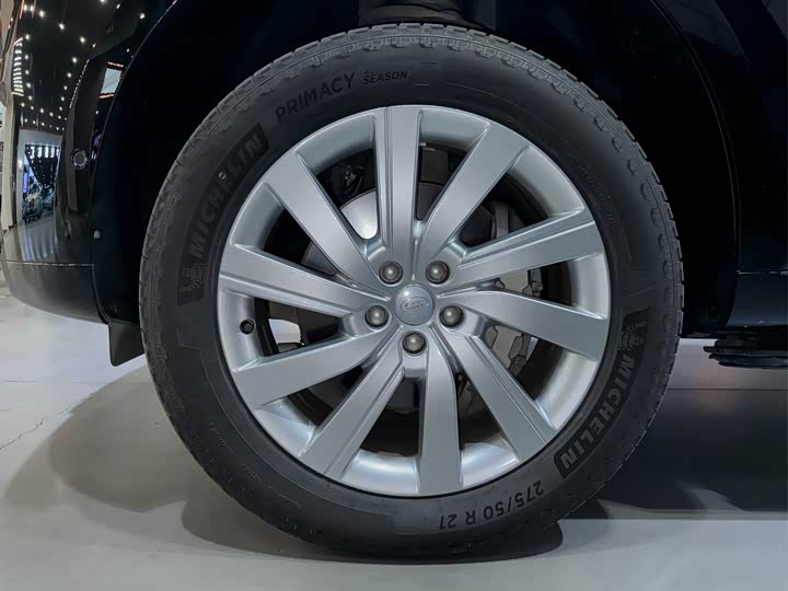 Photo 5 - Land Rover Range Rover