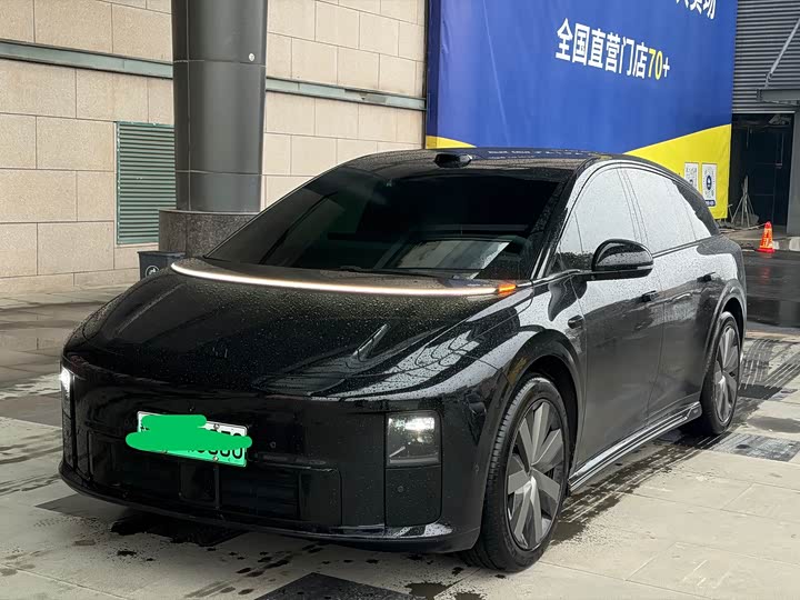 Photo 1 - LiXiang i6