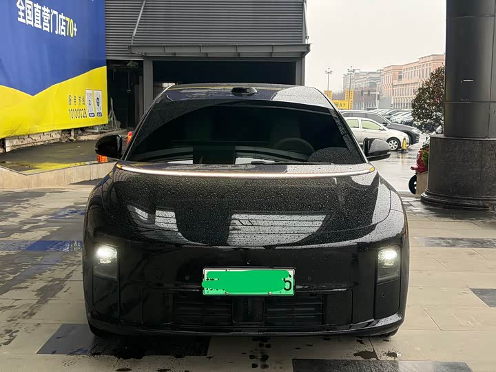 Photo 2 - LiXiang i6