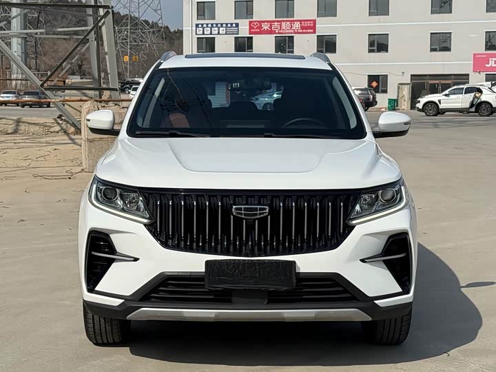 Фото 2 - Geely Vision X6