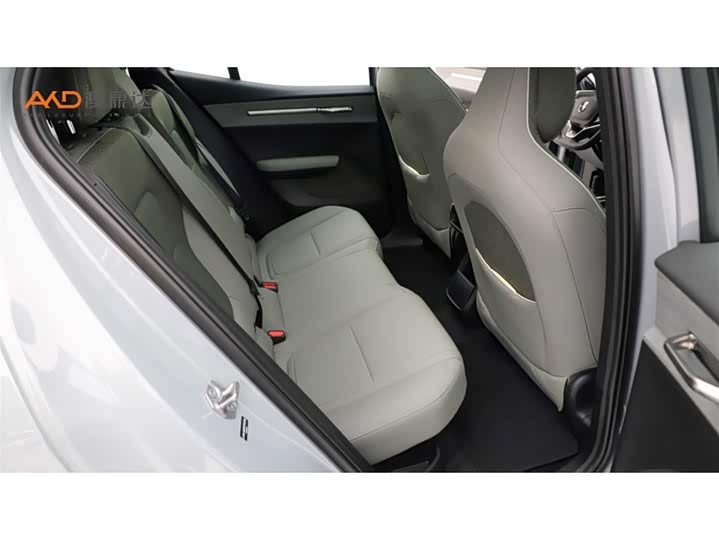 Фото 8 - Volvo EX30