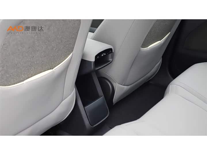 Фото 9 - Volvo EX30