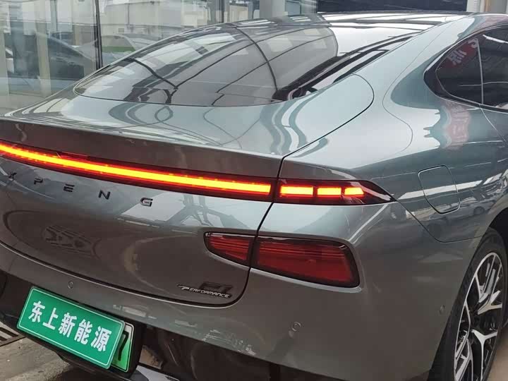 Фото 6 - XPeng P7