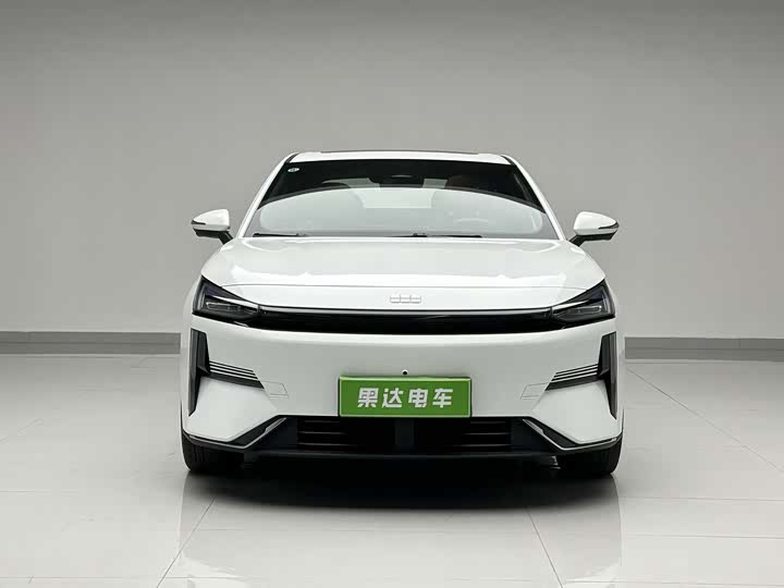 Фото 2 - Geely Galaxy L6