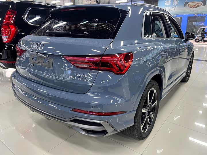 Zdjęcie 9 - Audi Q3