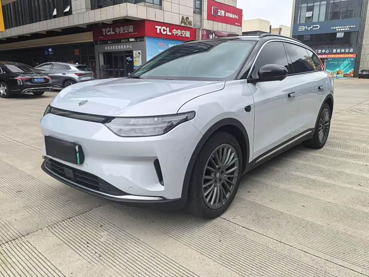 Фото 1 - Leapmotor C11