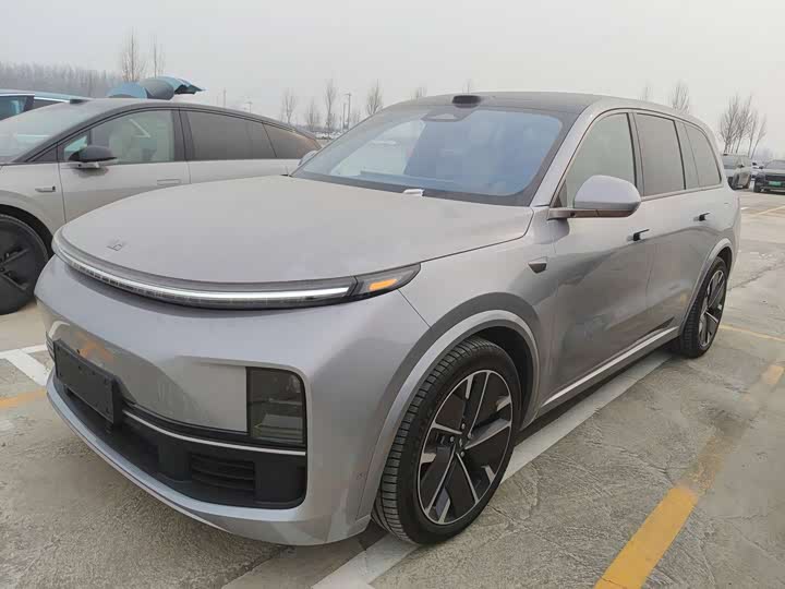 Photo 1 - LiXiang L9