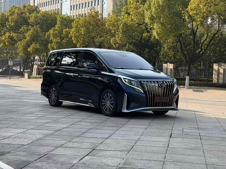 Photo 3 - GAC Trumpchi M8