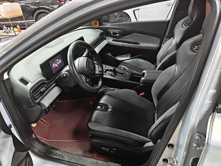 Фото 4 - GAC Trumpchi Empow R