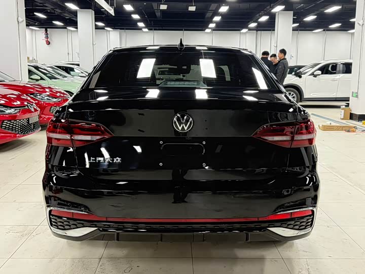 Фото 7 - Volkswagen Lavida